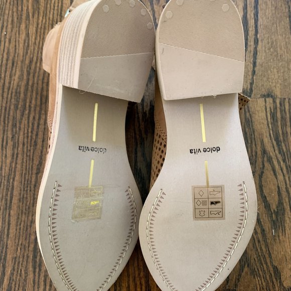 Dolce Vita Tommi Booties - Picture 4 of 5